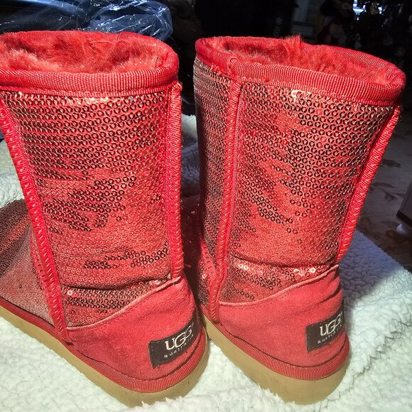 UGG Holiday Red Sequin Boots – Size 8 – Limited Edition Sparkle - Picture 14 of 15